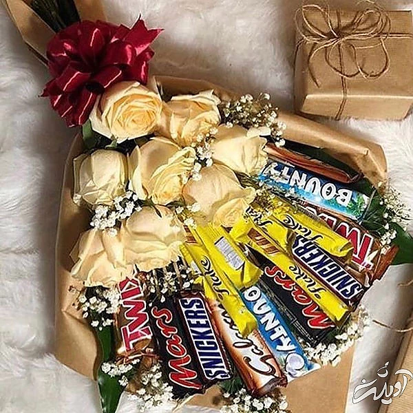 مدل دسته گل شکلاتی آموزش دسته گل شکلاتی دسته گل شکلاتی با کاغذ کشی دسته گل شکلاتی ولنتاین دسته گل شکلاتی ساده تزیین شکلات برای مهمانی تزیین شکلات در سینی lng nsji 'g a;ghjd